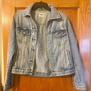 Umgee Light Wash Distressed Blue Jean Denim Jacket size M